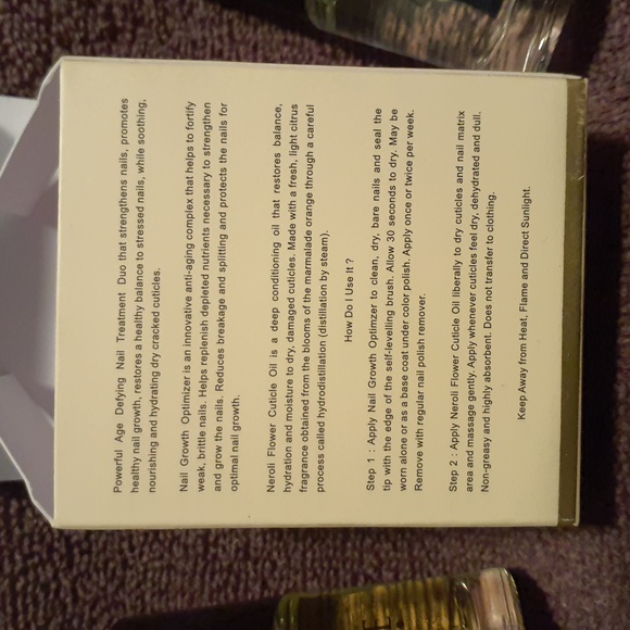 Adesse Age Defying Nail Treatment Essentials - Power Couple Nail Care Duo - Picture 2 of 6